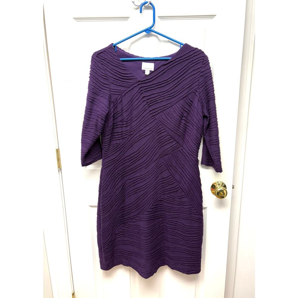 Donna Morgan Dress Purple Offset V Neck Lined Textured Pattern, NWT, Size 14